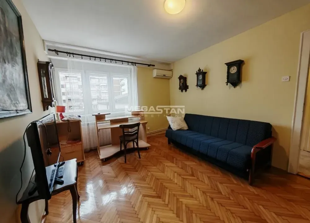 Izdavanje, jednosoban stan, 30m², Slavija, Vračar Sve Podlokacije