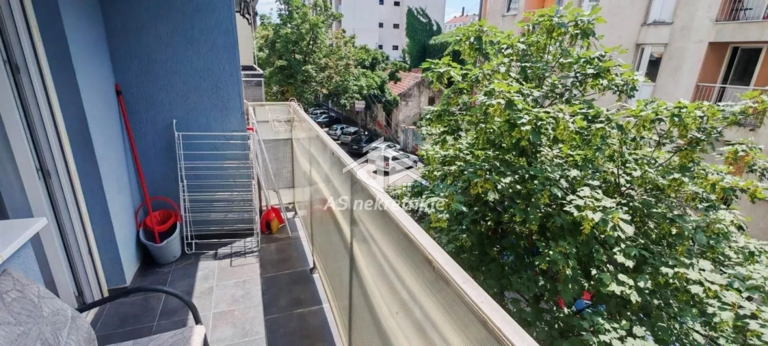 Rent, two bedroom apartment, 51m², Stari Grad, Beograd