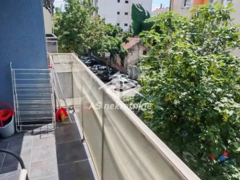 Rent, two bedroom apartment, 51m², Stari Grad, Beograd - image 19