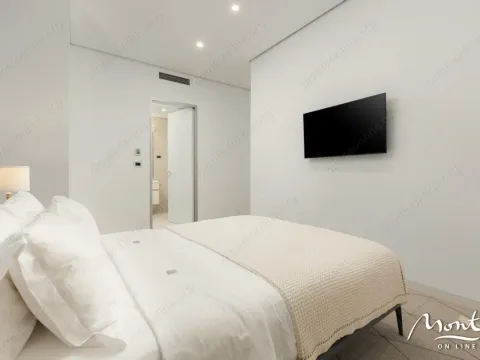 Prodaja, trosoban stan, 147m², Budva, Crna Gora - image 9