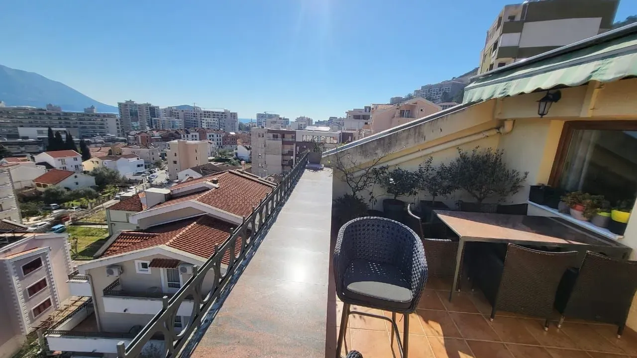 Sale, three bedroom apartment, 100m², Babin Do, Budva