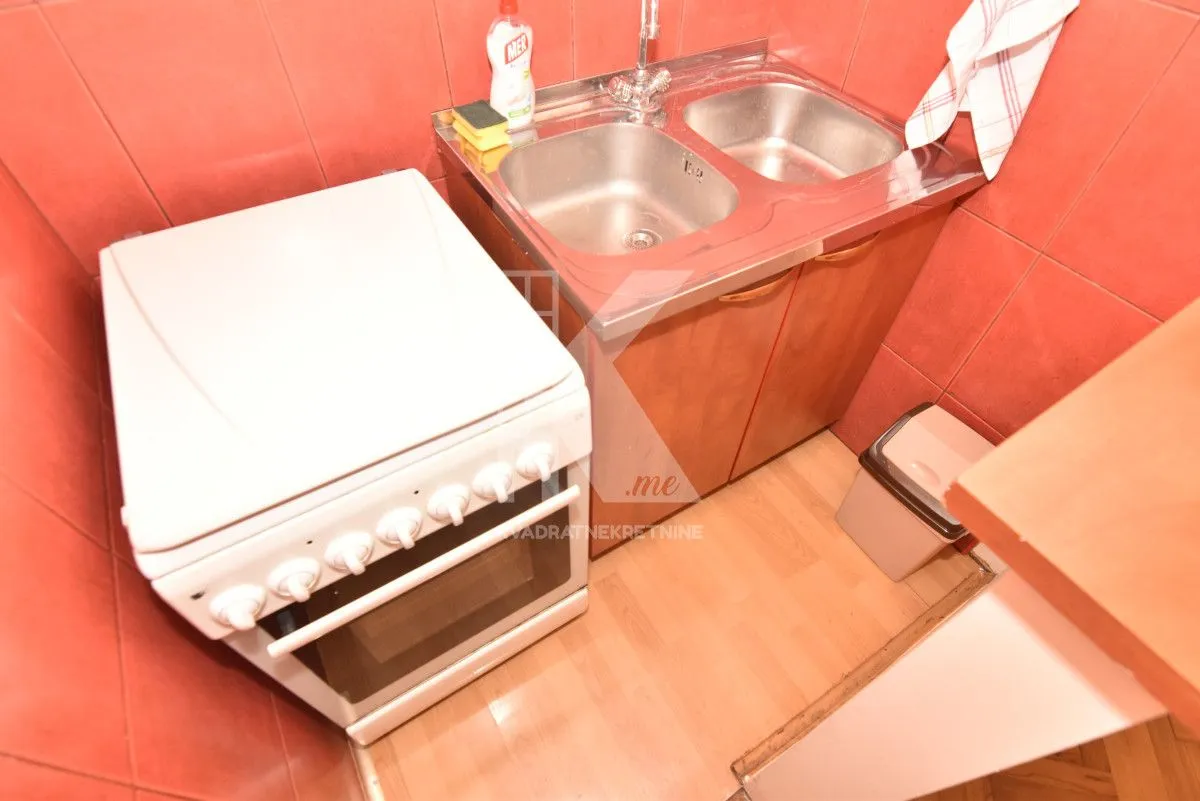 Rent, studio apartment, 35m², Centar, Podgorica