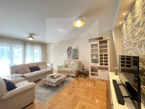 Rent, two bedroom apartment, 110m², Preko Morače, Podgorica - image 3