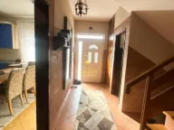 Prodaja, kuća, 200m², Tološi, Podgorica - image 6