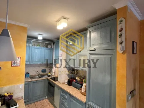 Rent, two bedroom apartment, 750m², Kruševac, Podgorica - image 2
