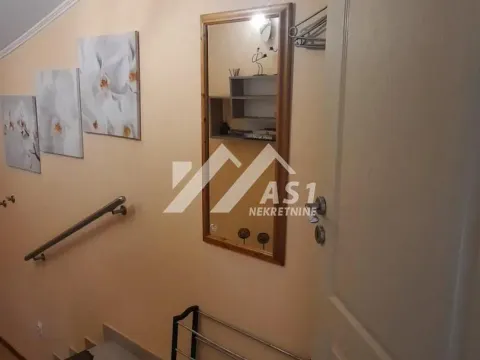 Izdavanje, kuća, 47m², Ledinci, Petrovaradin - image 11