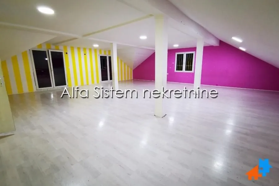 Rent, house, 520m², Voždovac Sve Podlokacije, Beograd