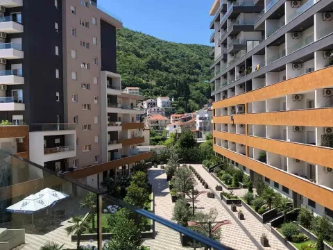 Rent, studio apartment, 34m², Budva, Crna Gora - image 17