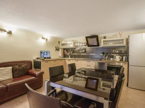 Prodaja, kuća, 300m², Stoliv, Kotor - image 8