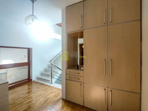 Izdavanje, kuća, 458m², Rogami, Podgorica - image 16