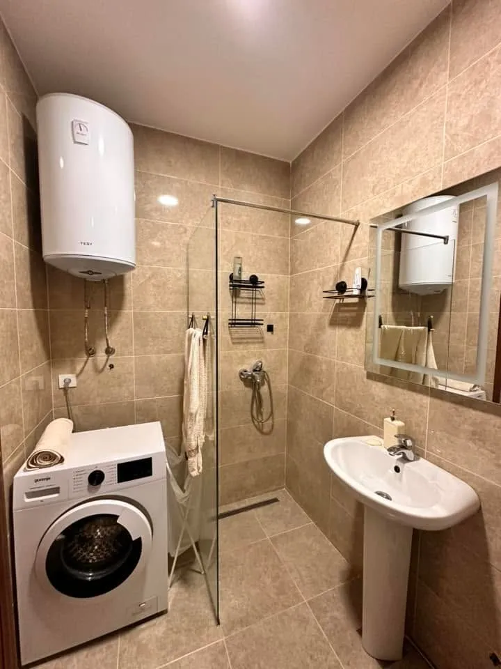 Rent, one bedroom apartment, 48m², Centar, Budva
