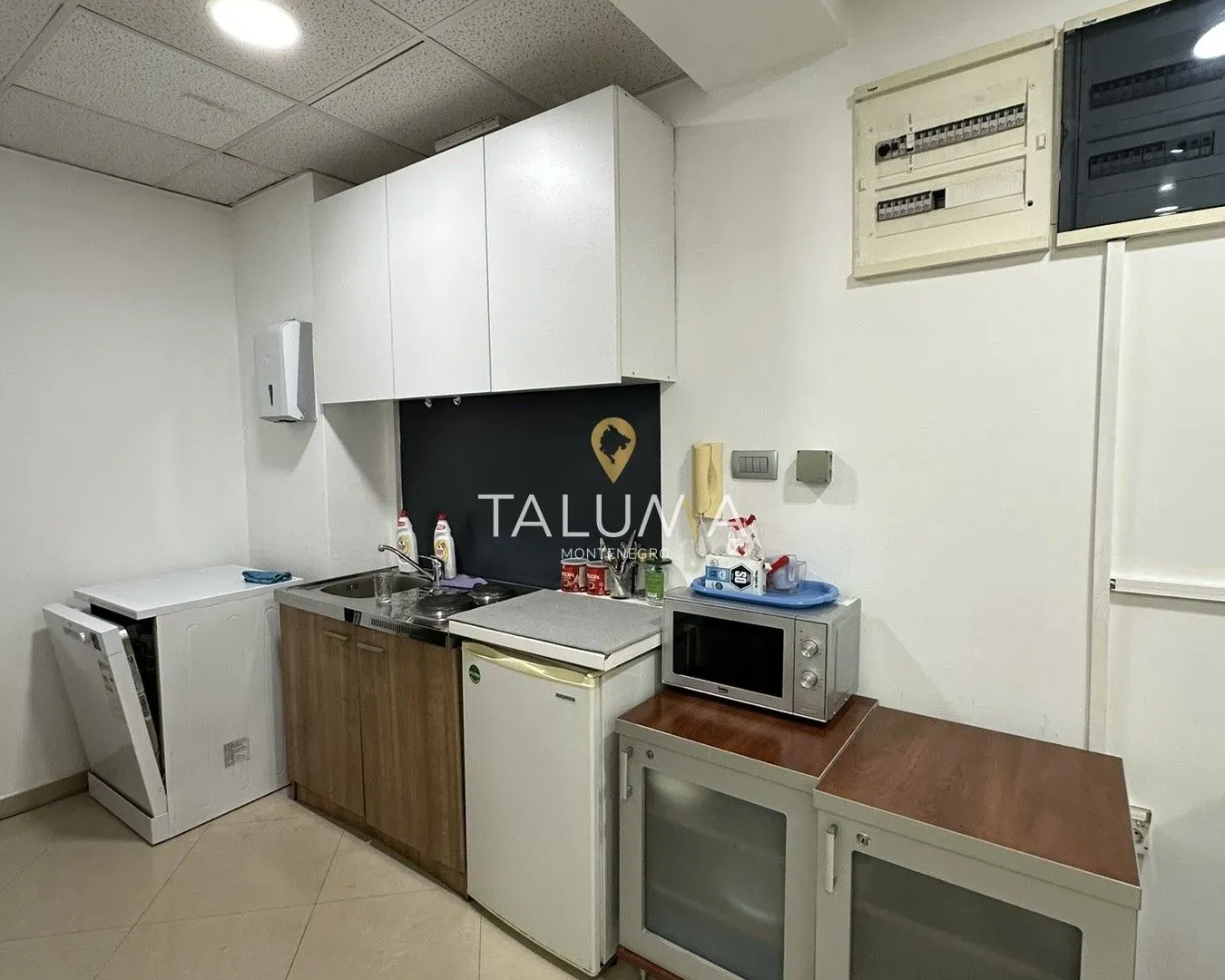 Rent, office space, 130m², Preko Morače, Podgorica