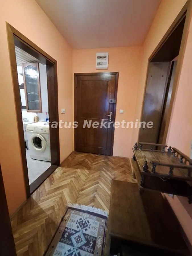 Prodaja, jednosoban stan, 48m², Centar, Novi Sad