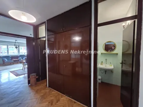 Sale, four bedroom apartment, 114m², Centar Sve Podlokacije, Beograd - image 11