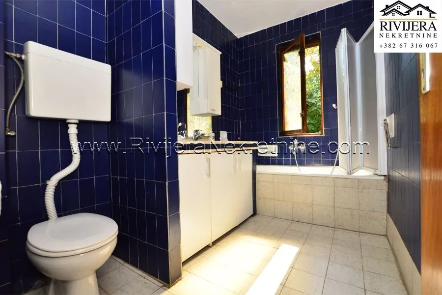 Sale, house, 180m², Sutorina, Herceg Novi