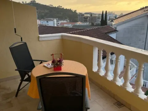 Prodaja, garsonjera, 41m², Petrovac, Budva - image 1