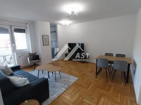 Izdavanje, četvorosoban stan, 70m², Podbara, Novi Sad Sve Podlokacije - image 2