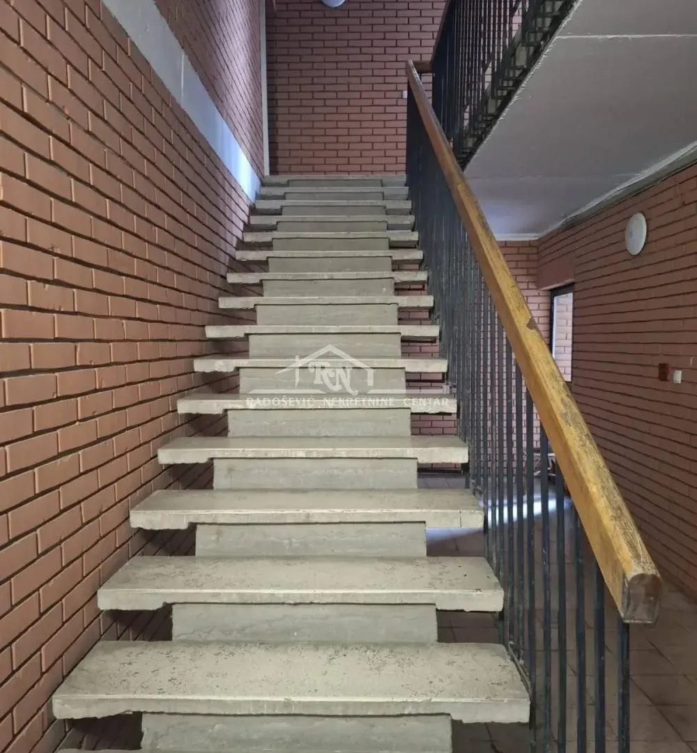 Prodaja, jednosoban stan, 38m², Vukov Spomenik, Zvezdara Sve Podlokacije