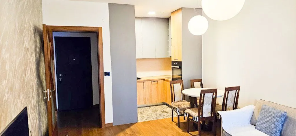 Izdavanje, jednosoban stan, 48m², Ljubović, Podgorica