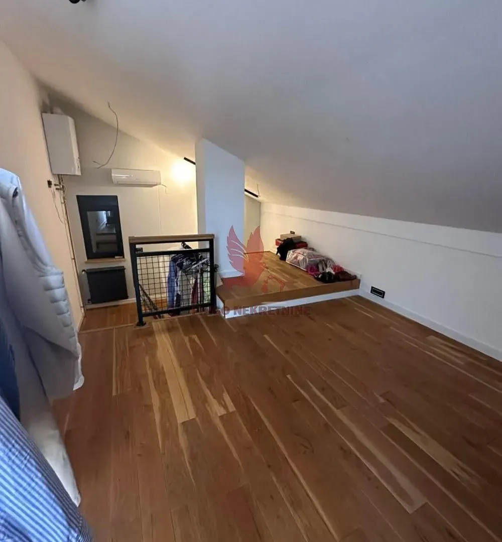 Prodaja, četvorosoban stan, 78m², Mladenovac, Beograd