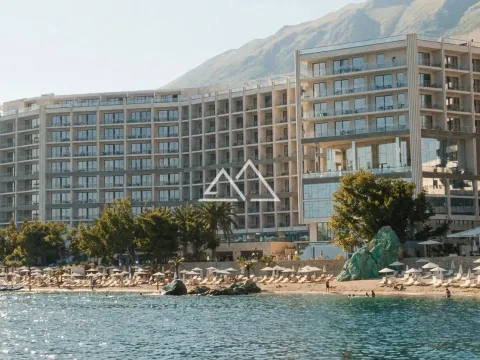Sale, one bedroom apartment, 56m², Bečići, Budva - image 4