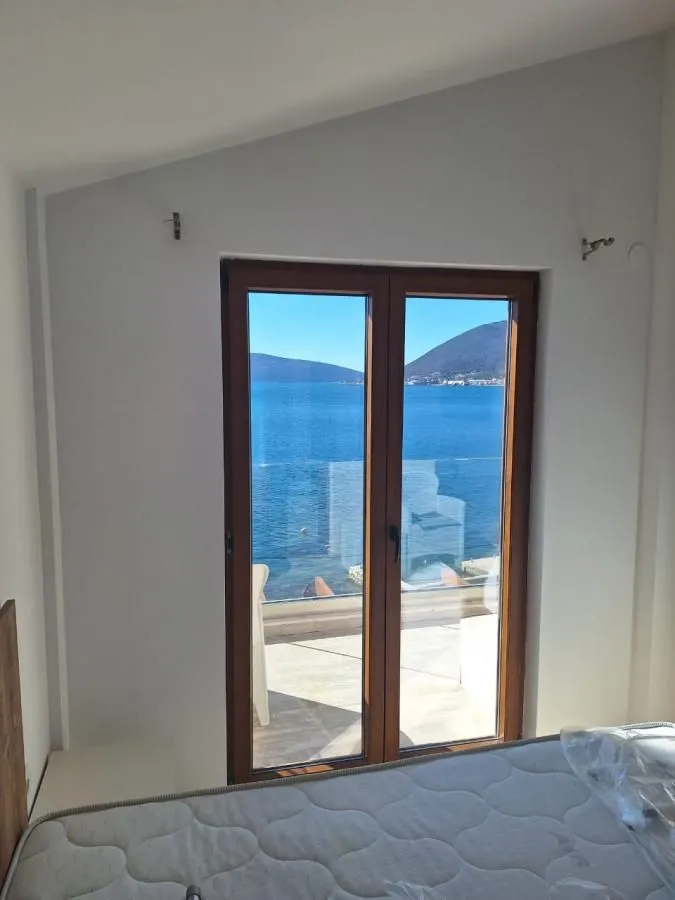 Rent, two bedroom apartment, 82m², Donja Lastva, Tivat