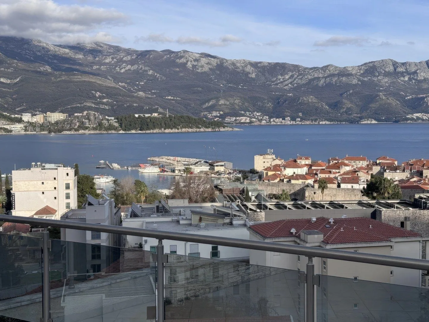 Sale, apartment, 100m², Centar, Budva