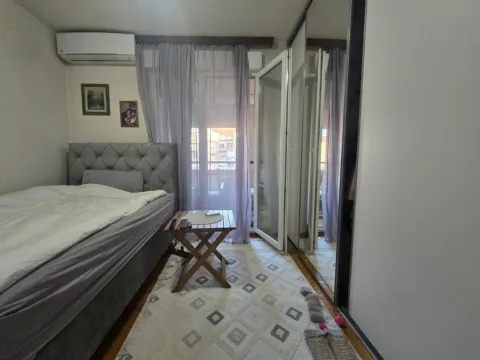 Prodaja, jednosoban stan, 49m², Stari Aerodrom, Podgorica - image 5