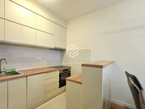 Rent, two bedroom apartment, 70m², Central Point, Podgorica - image 6