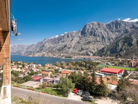 Prodaja, trosoban stan, 132m², Škaljari, Kotor - image 16