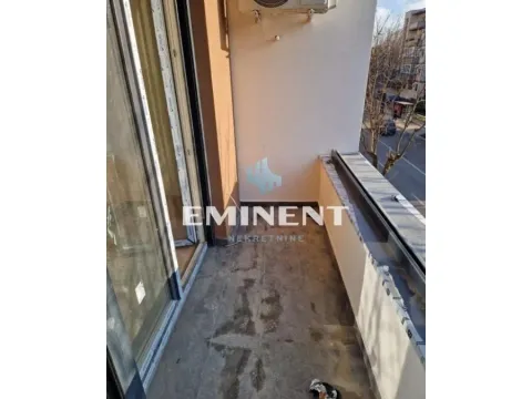 Prodaja, trosoban stan, 64m², Zemun Gornji Grad, Zemun Sve Podlokacije - image 8