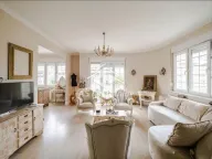 Izdavanje, trosoban stan, 110m², Stari Grad, Beograd - image 1