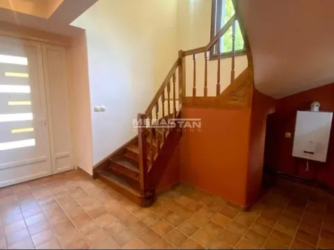 Prodaja, kuća, 161m², Bogoslovija, Palilula Sve Podlokacije - image 15