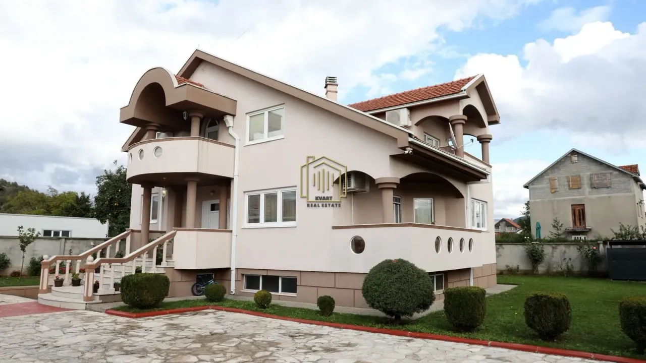 Sale, house, 440m², Kličevo, Nikšić