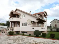 Sale, house, 440m², Kličevo, Nikšić - image 1