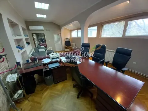 Izdavanje, poslovni prostor, 70m², Stari Košutnjak, Rakovica - image 1