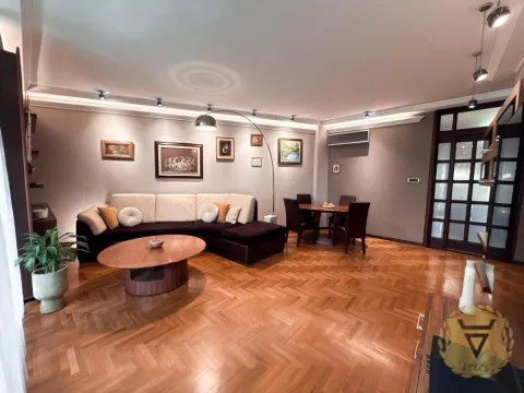 Izdavanje, dvosoban stan, 73m², Novi Beograd Blok 22, Novi Beograd Sve Podlokacije - image 4