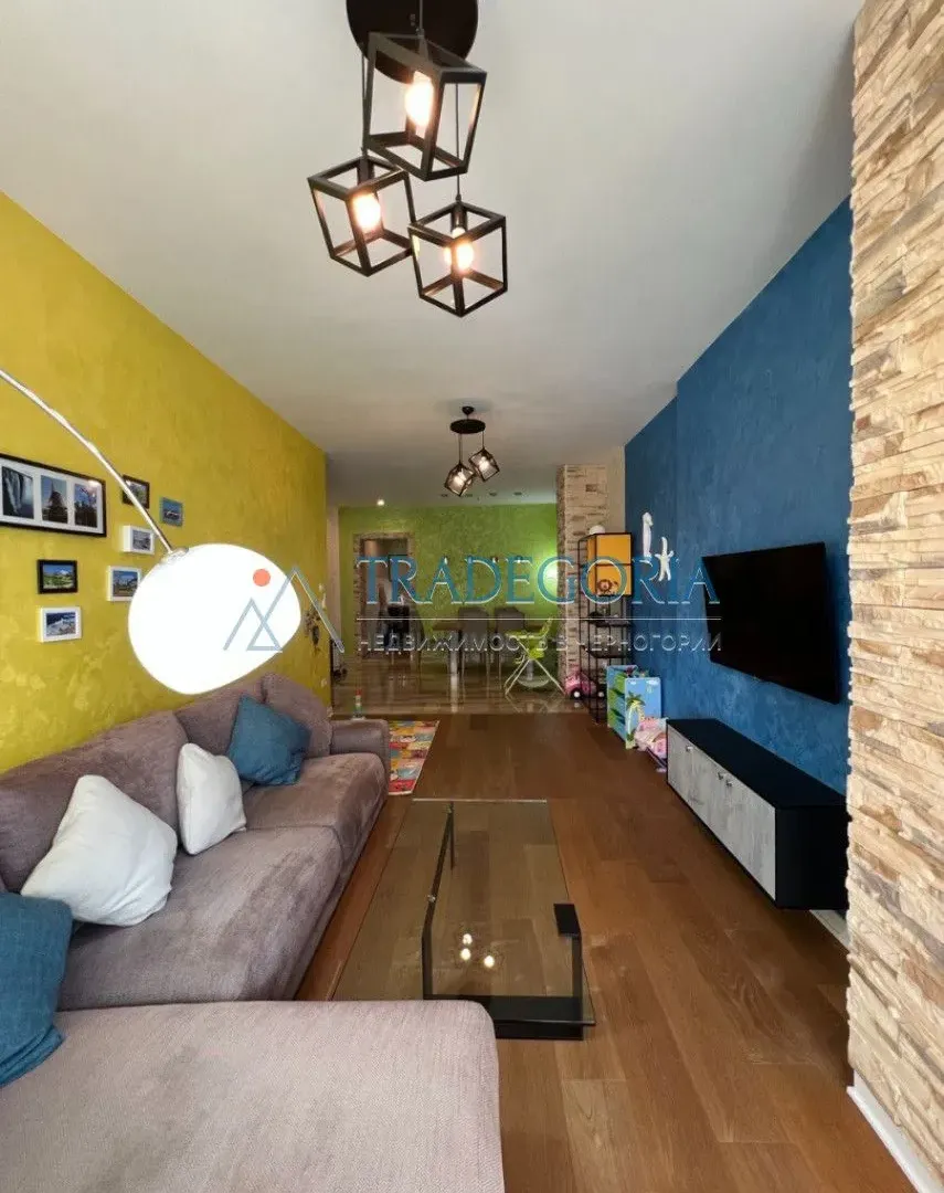 Prodaja, jednosoban stan, 77m², Budva, Crna Gora