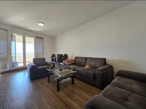 Izdavanje, jednosoban stan, 60m², Bečići, Budva - image 3