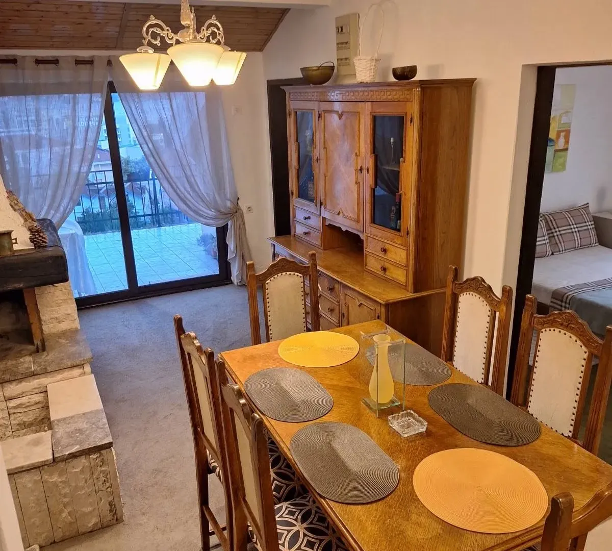 Rent, three bedroom apartment, 120m², Bečići, Budva