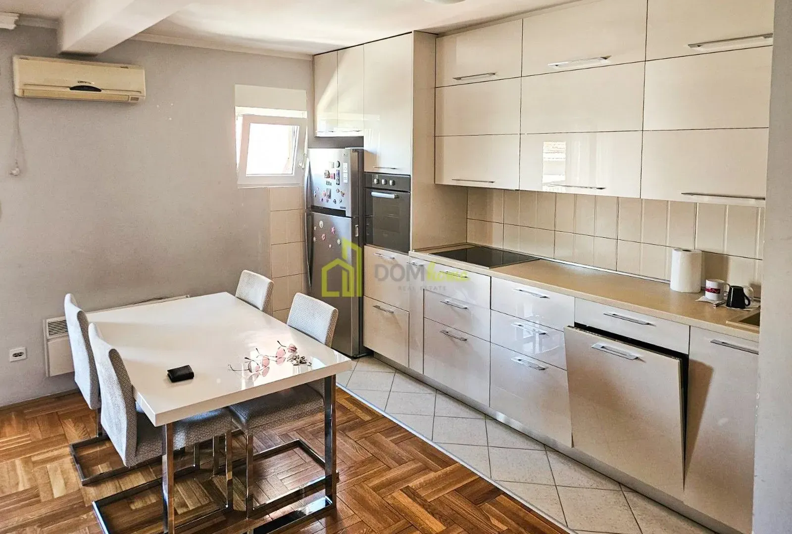 Prodaja, dvosoban stan, 80m², Zagorič, Podgorica