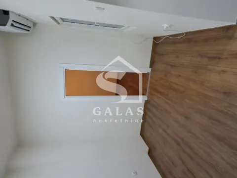 Izdavanje, četvorosoban stan, 65m², Slavija, Vračar Sve Podlokacije - image 3