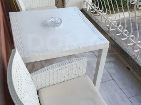 Rent, two bedroom apartment, 70m², Tivat, Crna Gora - image 4