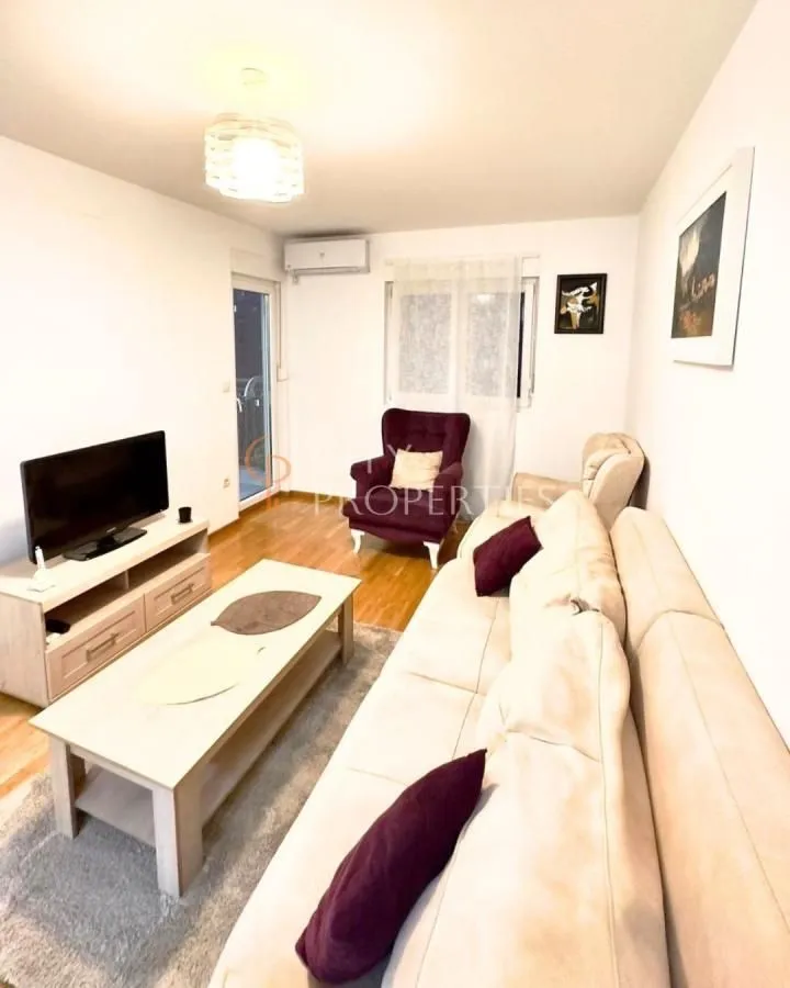 Rent, apartment, 45m², City Kej, Podgorica