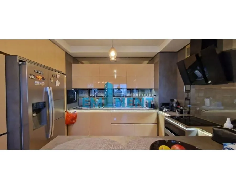 Prodaja, četvorosoban stan, 176m², Novi Beograd Blok 67, Novi Beograd Sve Podlokacije
