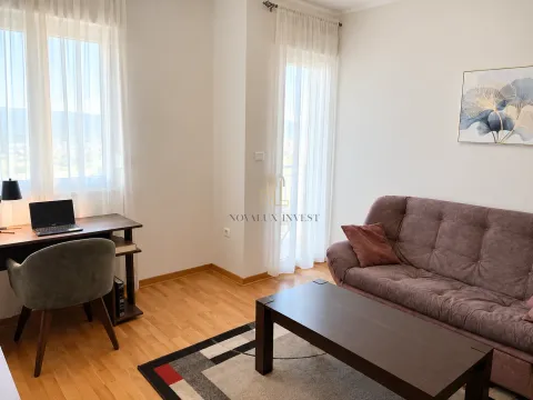 Rent, one bedroom apartment, 40m², City Kvart, Podgorica - image 2