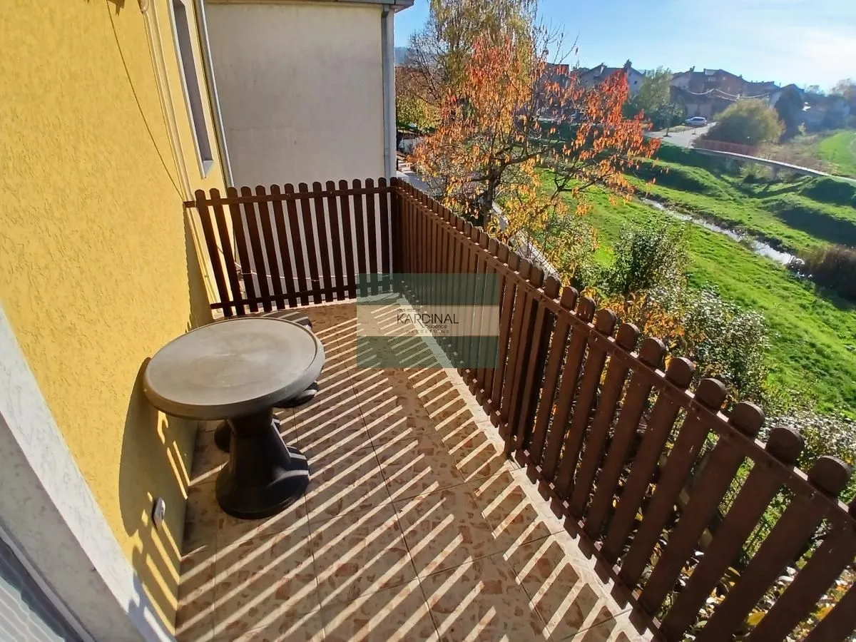 Prodaja, kuća, 440m², Centar, Jagodina