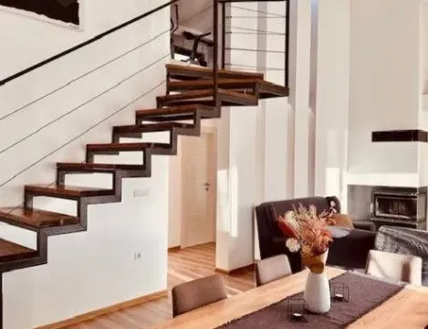 Izdavanje, trosoban stan, 130m², Mažina, Tivat - image 8