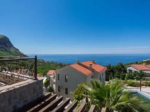 Daily-rent, three bedroom apartment, 160m², Blizikuće, Budva - image 9
