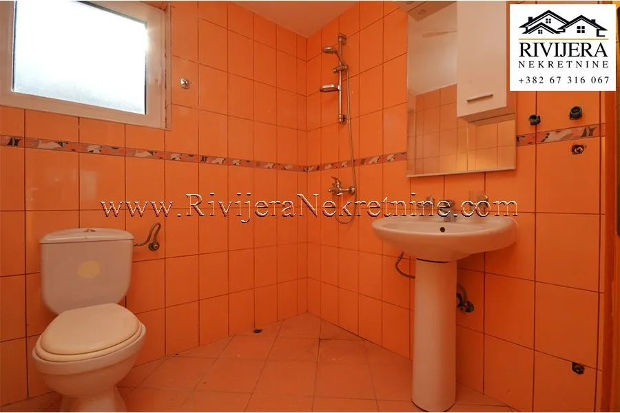 Prodaja, dvosoban stan, 80m², Radanovići, Kotor